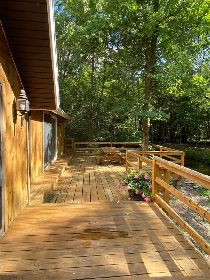 Secluded Chalet On Stream-Mins To Camelback Tannersville Exterior photo