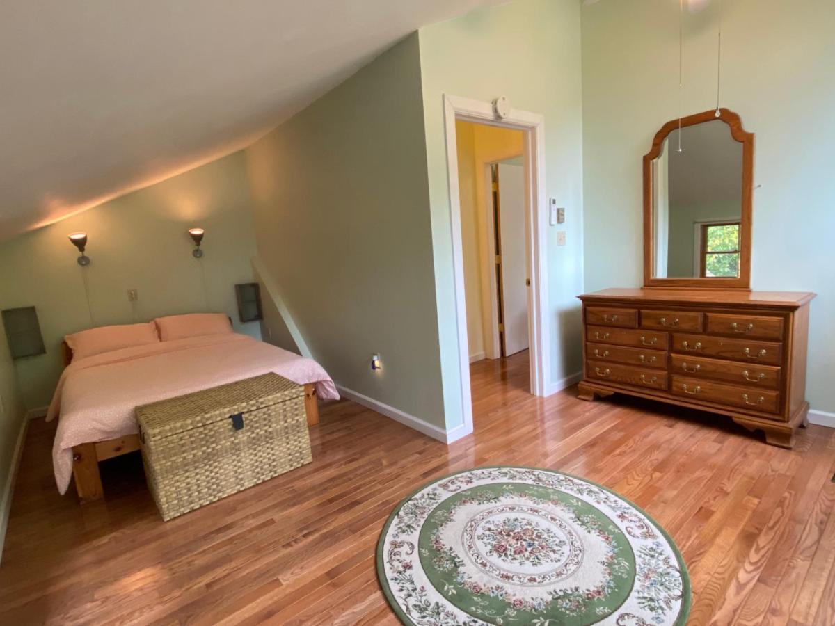 Secluded Chalet On Stream-Mins To Camelback Tannersville Exterior photo